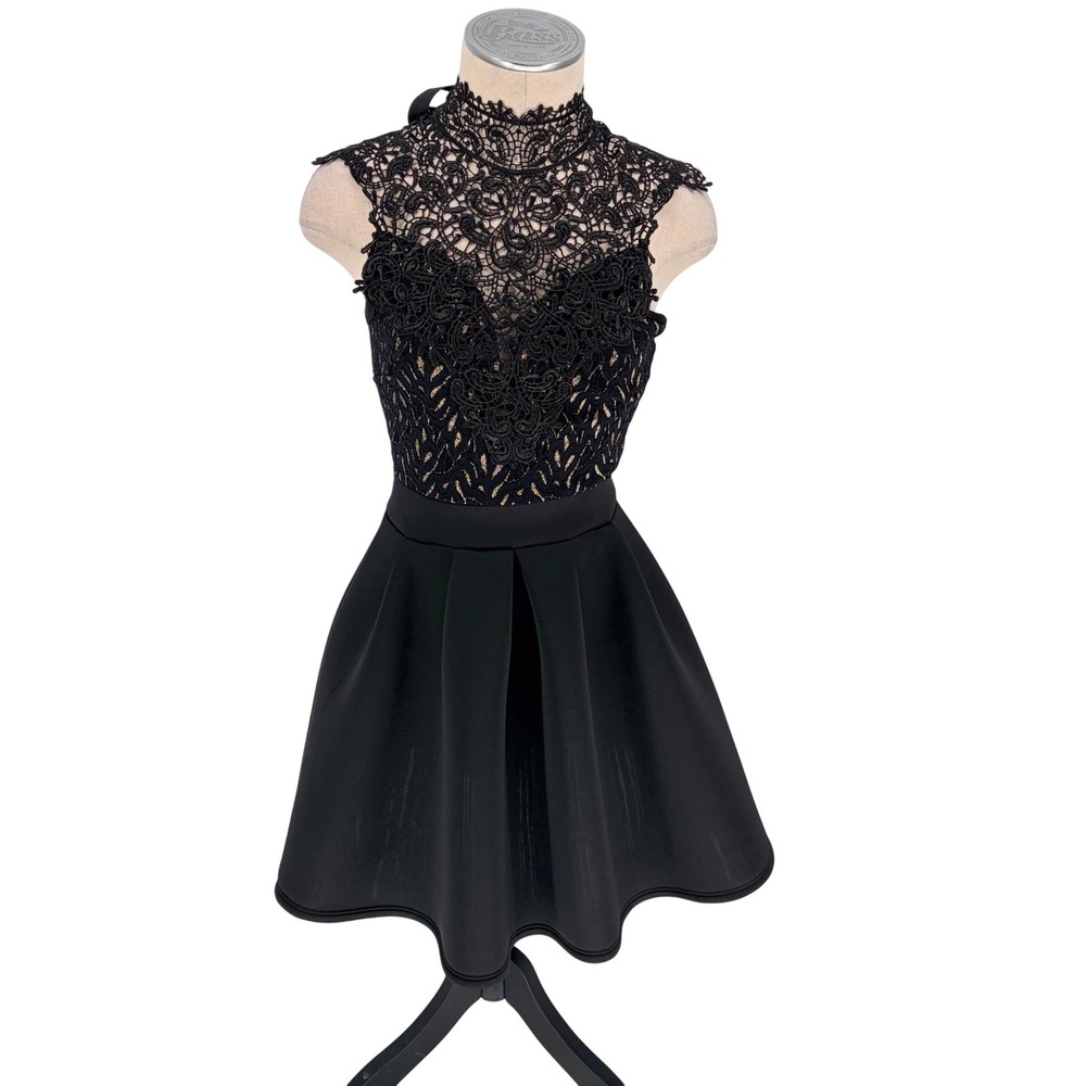 Windsor Fit & Flare‎ Dress Small Black Lace High Neck Open Back RD10652
